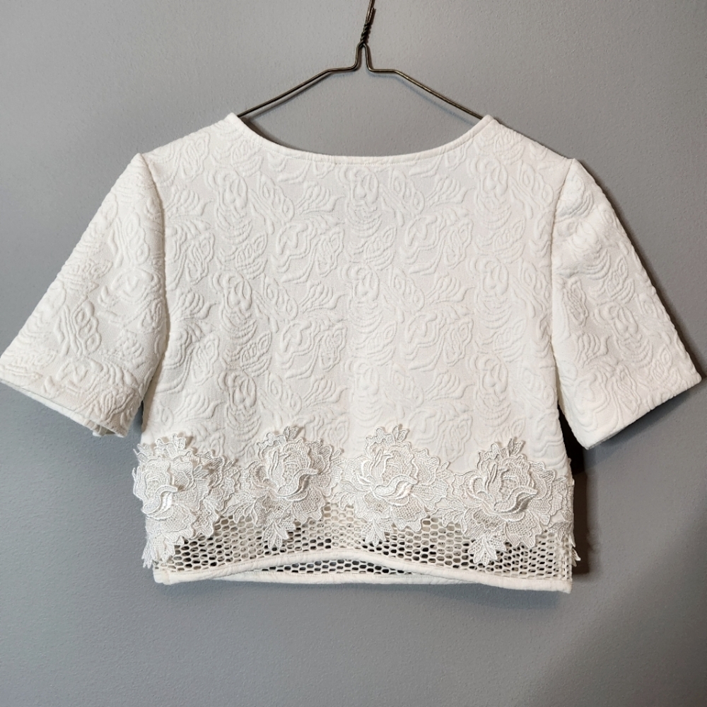 EXPRESS embroidered floral top